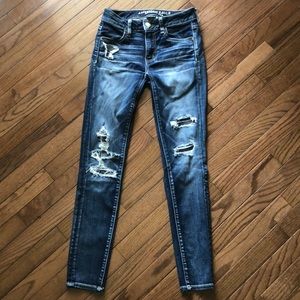 American Eagle Super Stretch Ripped Jeans SZ 0